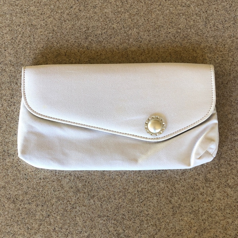 Elegant White Clutch Bag